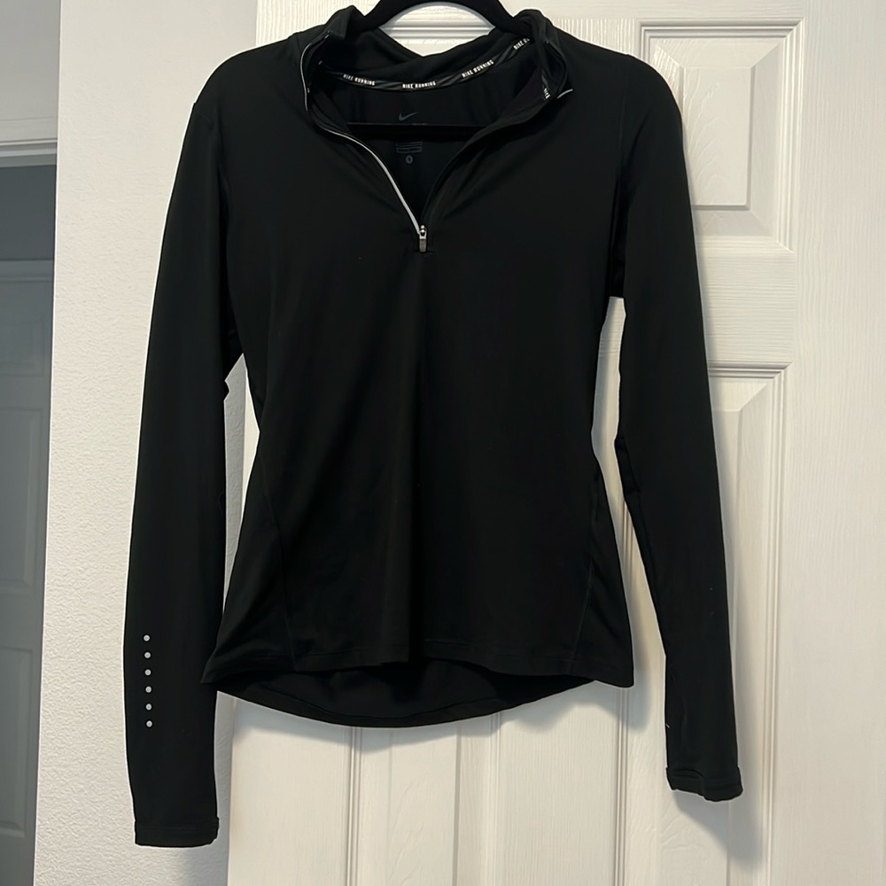 Small Nike Black pullover